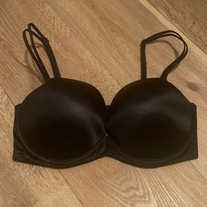 VICTORIAS SECRET bra